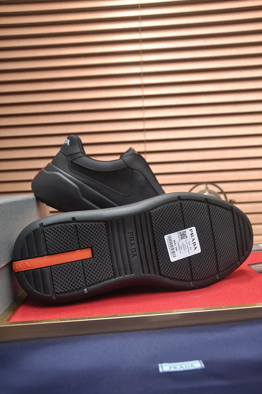 Men's shoes 💰620💶 [PRADA] Top original, new season, high quality original goods, top high mercerized cowhide combined with original breathable fabric + imported glue, imported stretch fabric inside with original cowhide feet, original thick outsole! Quality guaranteed! Code 38-45 (45 customized)